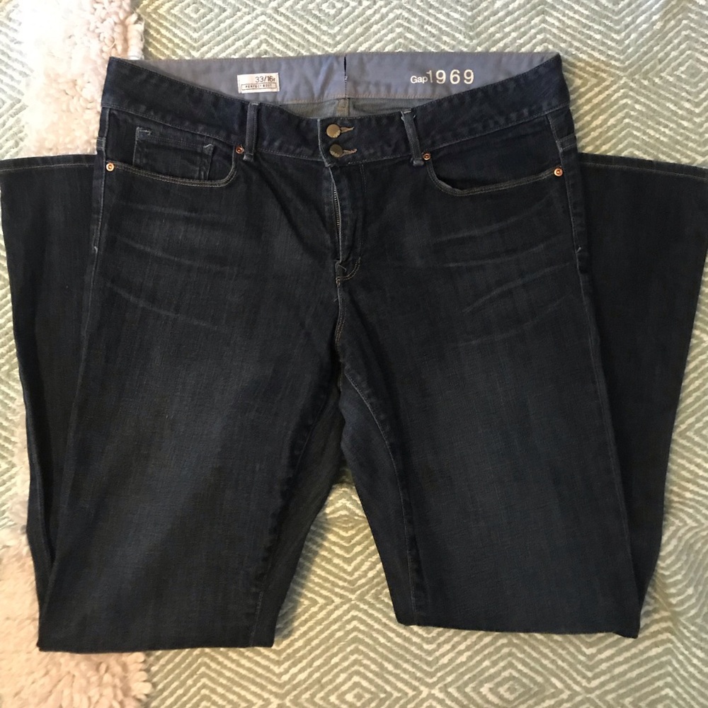 GAP 1969 Perfect Boot size 33/16 dark wash